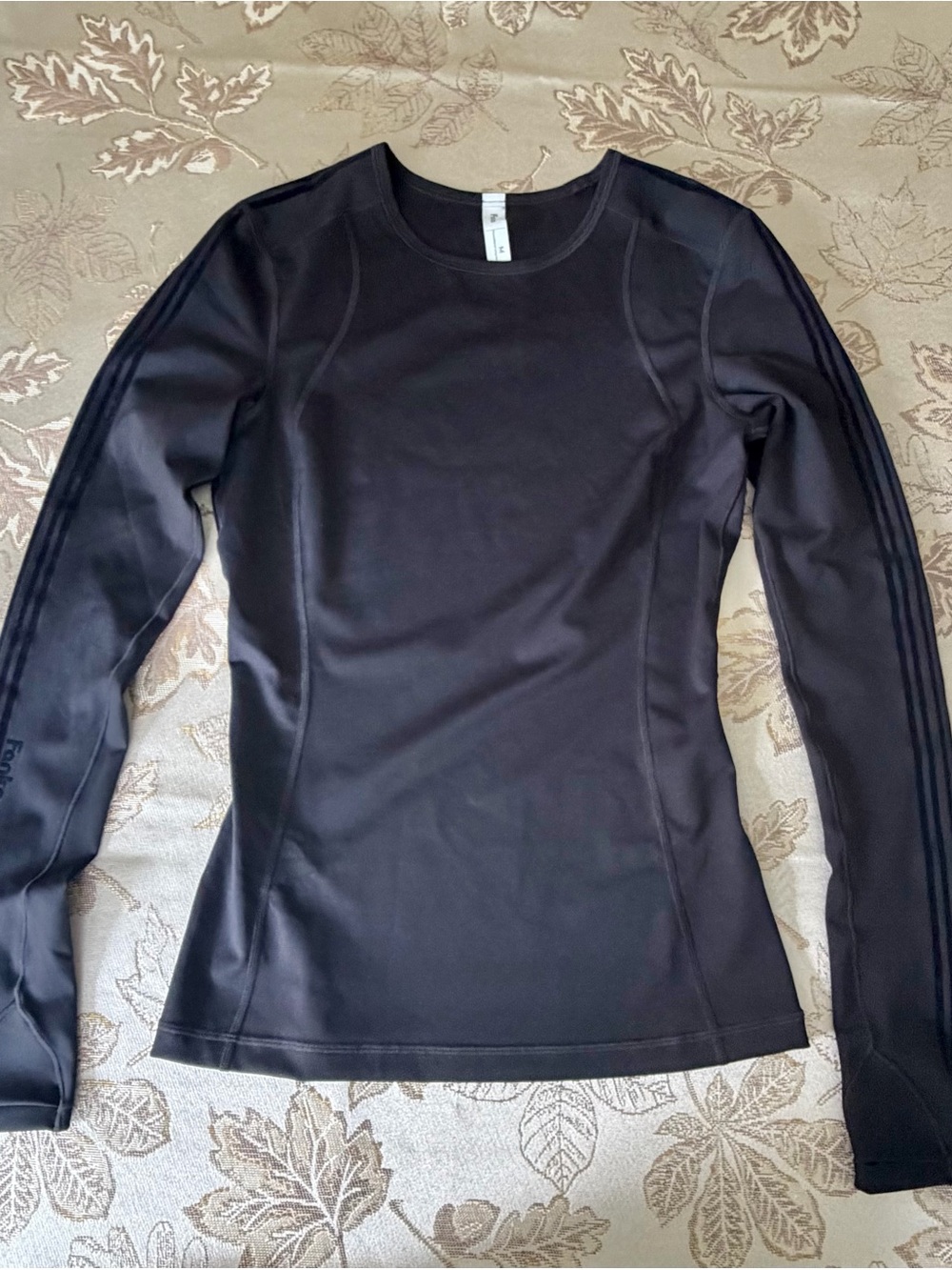 Tanks Women’s Black Long-Sleeve Compression Athletic Top